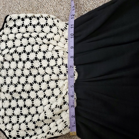 River Island Black And Beige Crochet Dress Size Small EUC - Picture 9 of 9